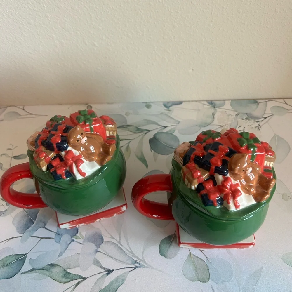 West Elm Santa Mugs with lids